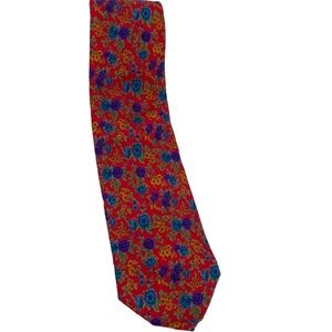 Giada 💯% Silk Blue & Purple Flowers on Red…